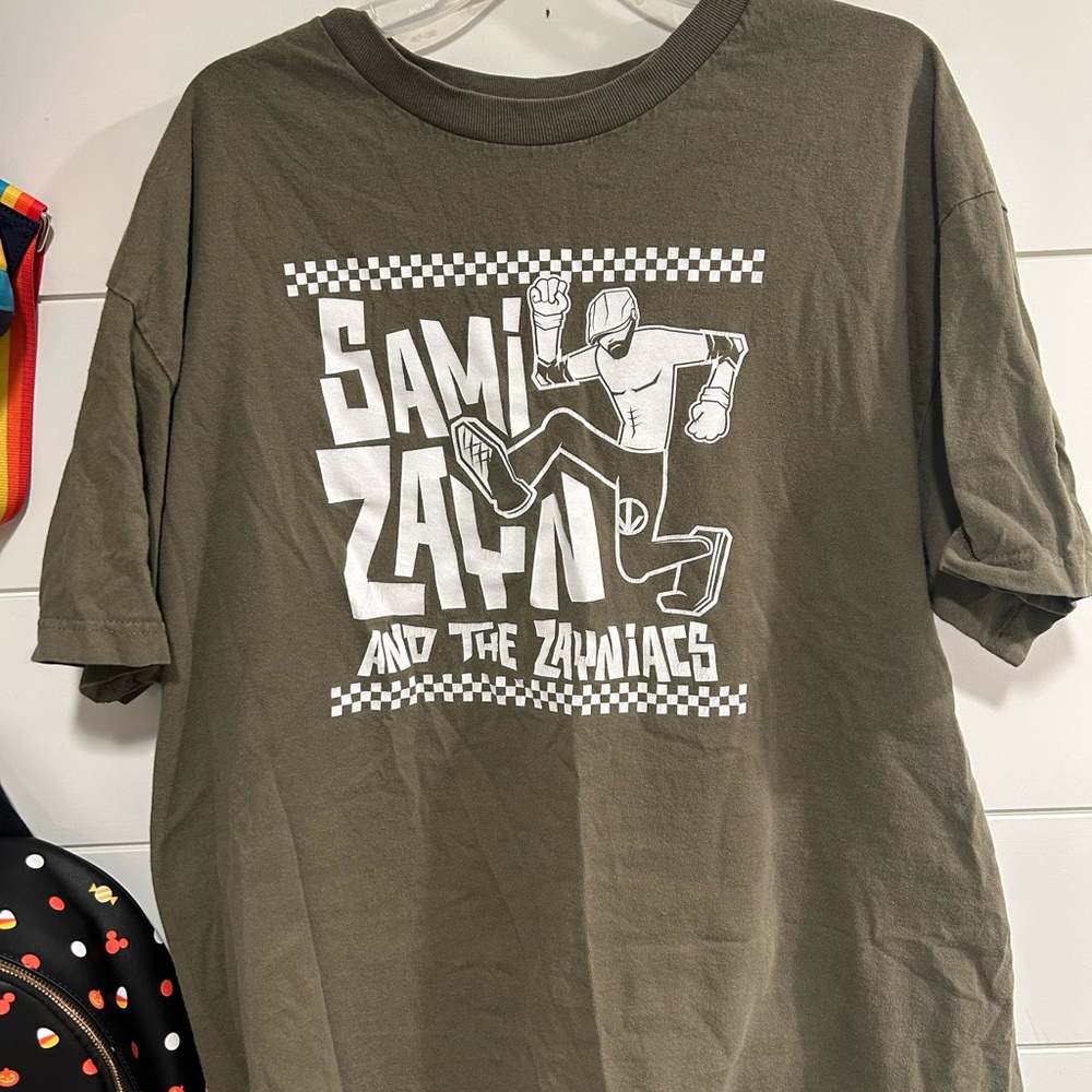 WWE NXT Sami Zayn Shirt XL
